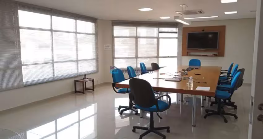 Prédio Comercial à Venda na Saúde com área de 1.787m²  5 andares, elevador, Depósito e 20 vagas.