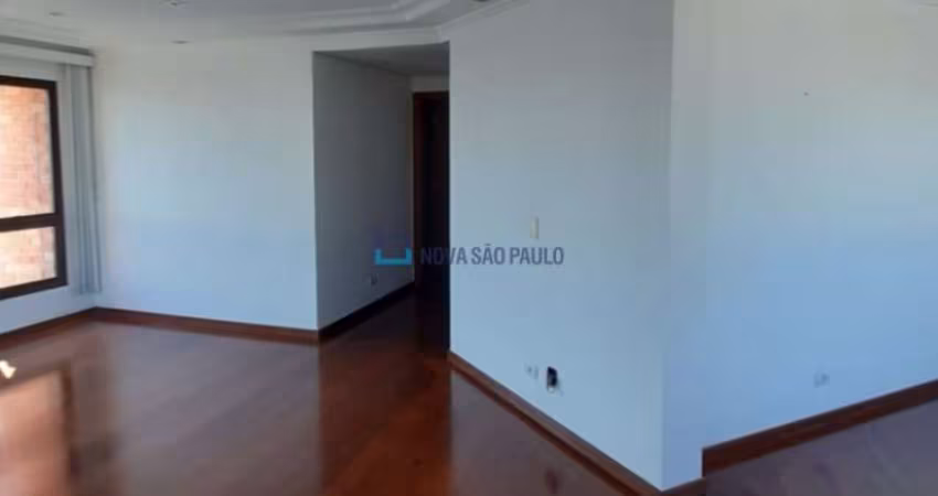 Apartamento Bosque da Saúde 160 m²