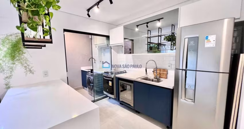 Casa nova-101m2 em condomínio fechado à venda na Saúde - 3 suítes, 2 vagas+depóstio, varanda+rooftop