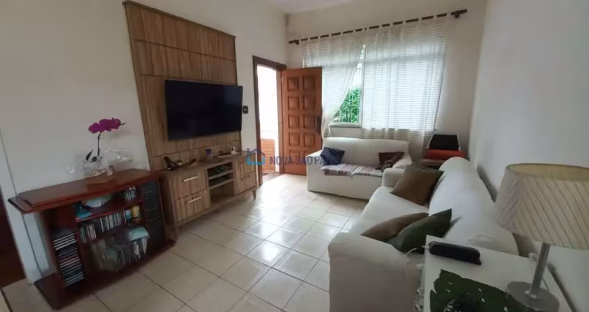 Casa térrea em terreno de 300 m² na Cidade Vargas