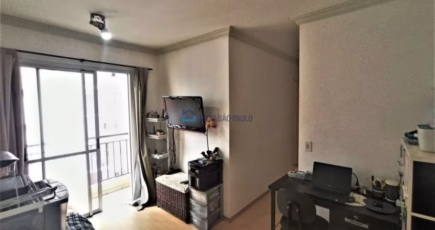 Apartamento com 2 dormitorios e 1 vaga no Jabaquara.