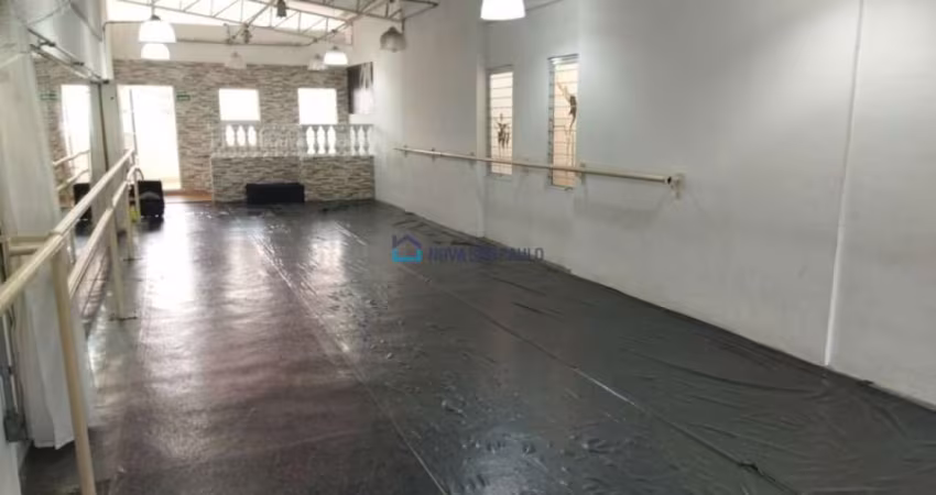Vende Sobrado Comercial - Próximo Terminal Jabaquara