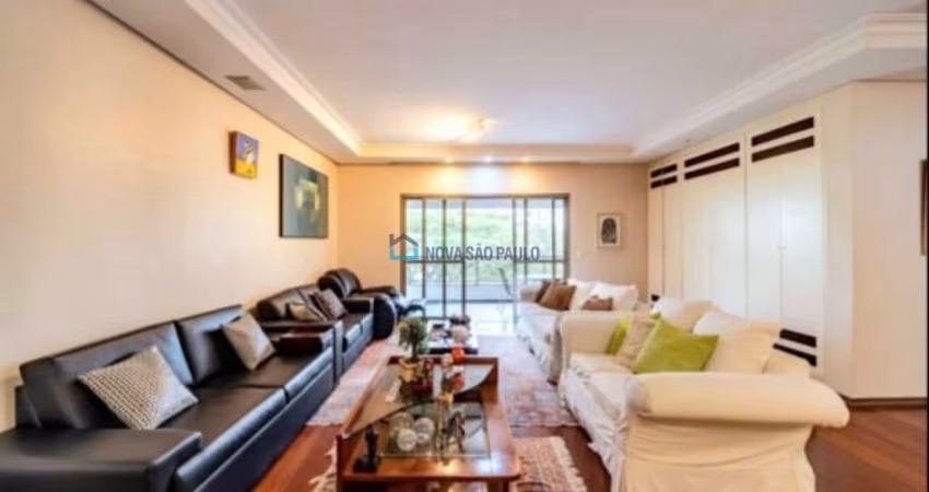 Venda. Campo Belo. Apartamento 317m². 4 suítes. 4 vagas