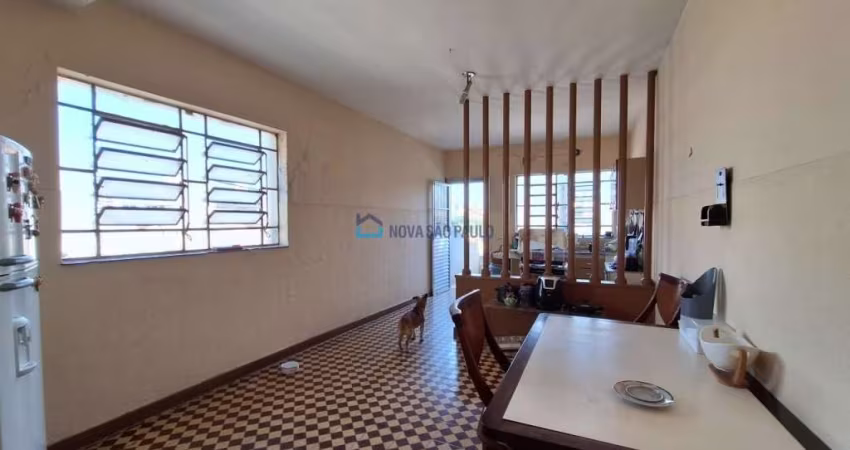 Casa à venda na Vila Gumercindo a 1 km do metrô Santos-Imigrantes