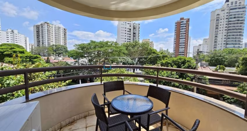 Apartamento no Campo Belo | 4 Suítes | 4 Vagas | Varanda | Venda