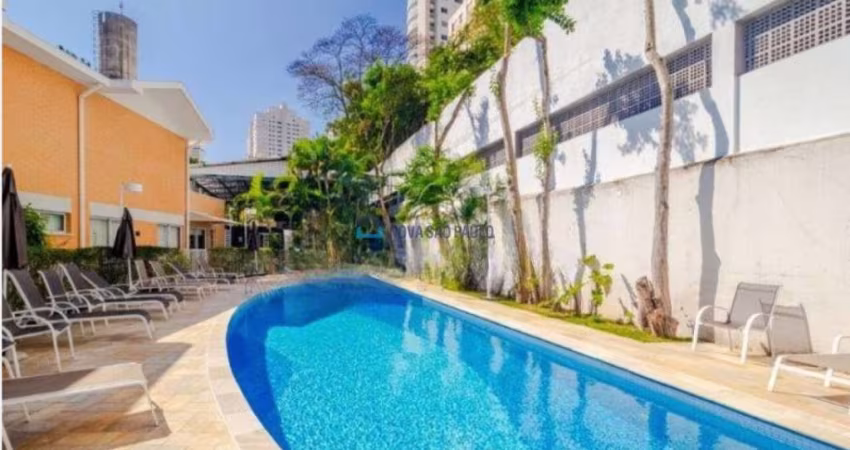 Casa em Condomínio 3 Dormitórios, 1 suíte e closet, 2 bagas - Interlagos