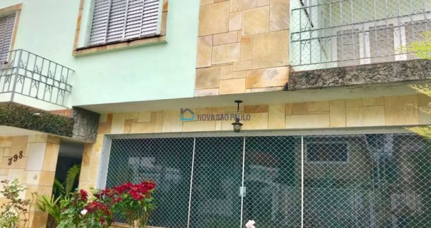 Venda. Sobrado 590M² -Z1. Granja Julieta.  4 quartos