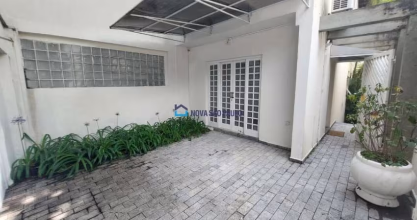 Casa a venda em Moema  170 m²