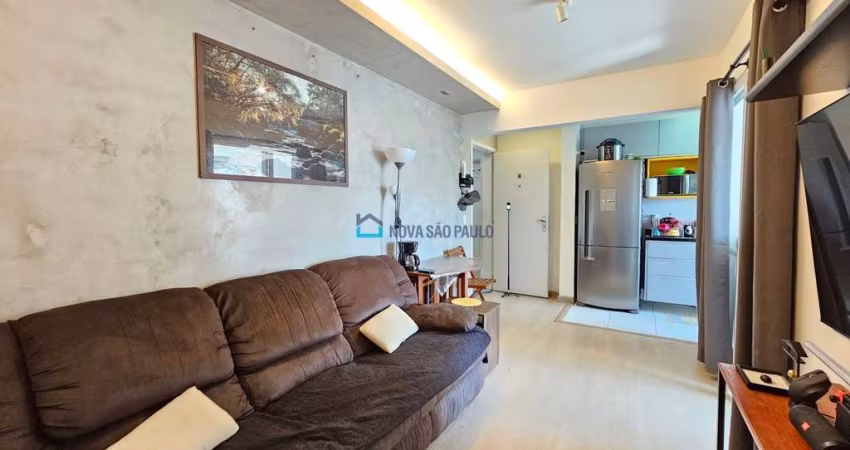 Apartamento 2 Dormitórios com Varanda Gourmet Perto do Metrô à Venda