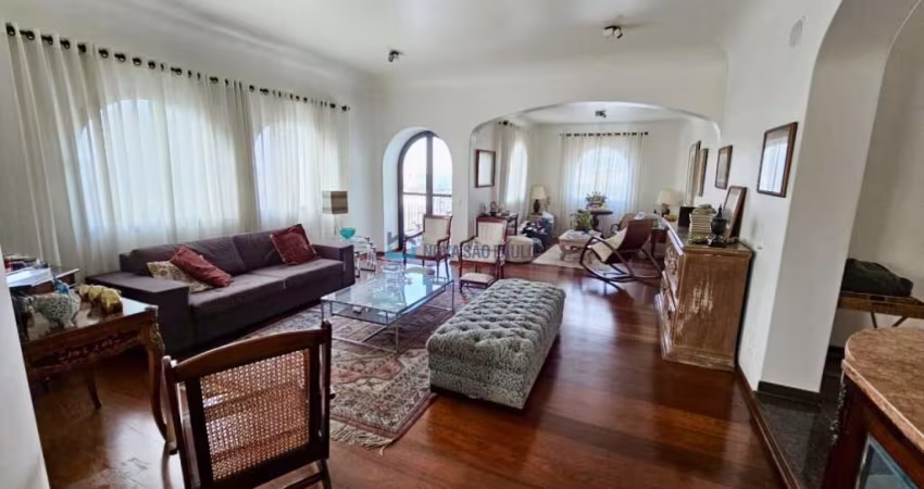 Apartamento 278m²  04 dormitórios 02 suítes 03 vagas - Jardim Paulista