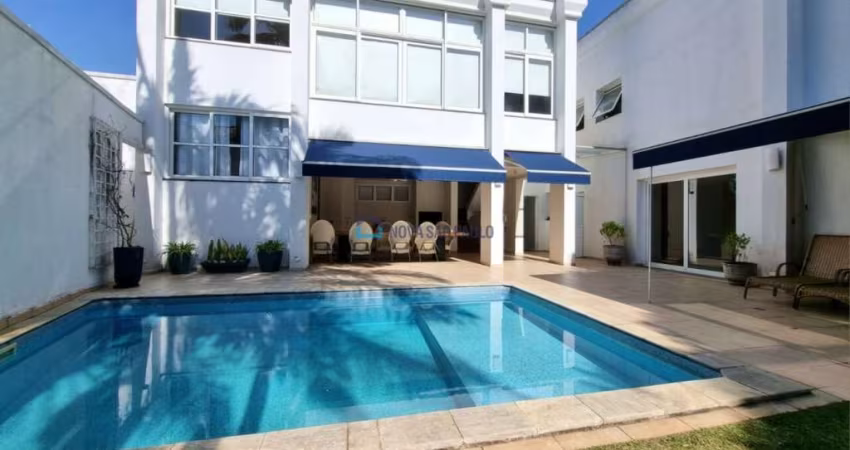 Casa ampla e requintada|piscina|área gourmet| lindo jardim