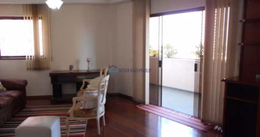 Apartamento a venda no Jardim da Saúde, 01 por andar.