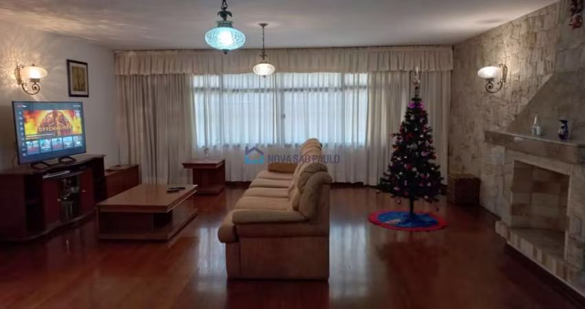 Casa sobrado à venda na Saúde  próximo do Shopping Plaza Sul