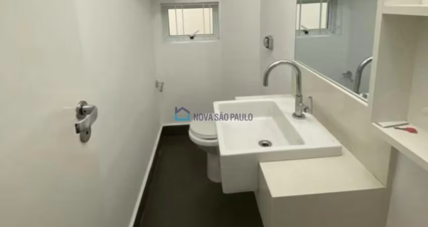 Casa à venda com 240m², 03 vagas e vários ambientes - VILA NOVA CONCEIÇÃO