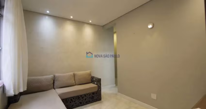 Apartamento 2 dormitórios próximo ao metro imigrantes.