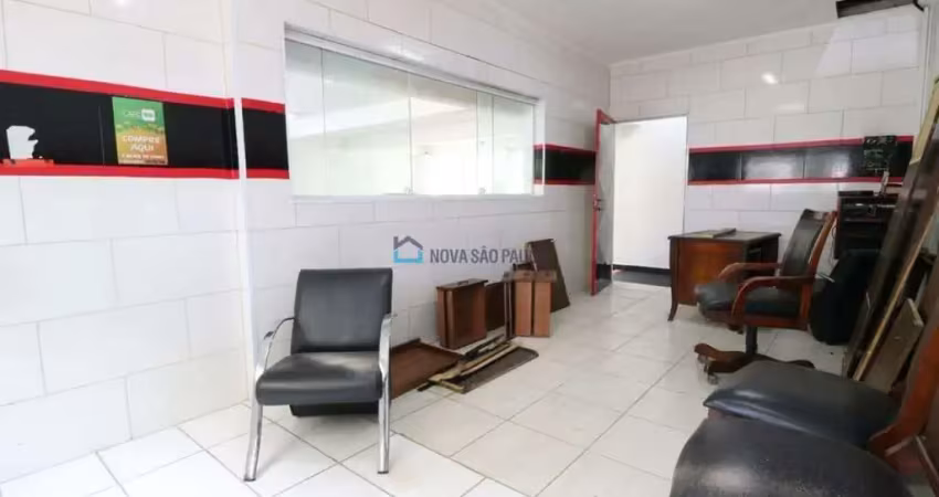 Prédio comercial de 371m², Santo Amaro
