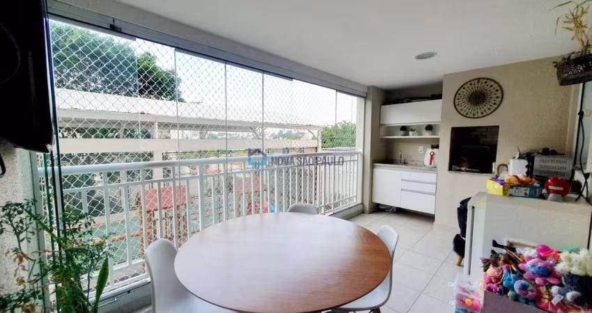 Lindo apartamento com varanda gourmet, próximo ao metrô Praça da Árvore!