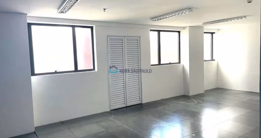 Sala comercial com 1 sala à venda na Alameda dos Tupinas, --, Planalto Paulista, São Paulo