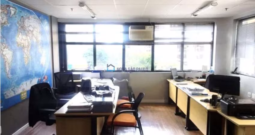 Conjunto Comercial 40m² - Indianópolis - 1 Vaga