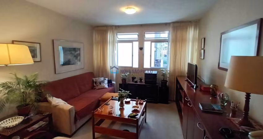 Apartamento à venda no Jardim Paulista com 3 quartos sendo 1 suíte , 1 vaga de garagem.