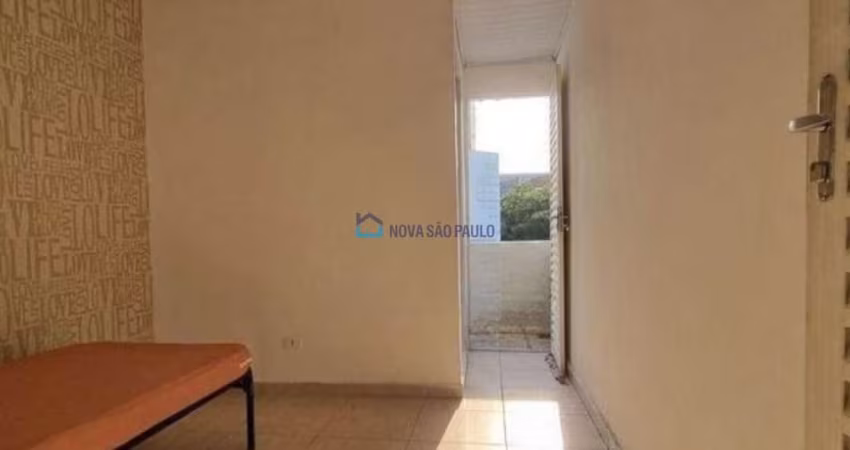 Casa em Vila - 5 vagas - Cambuci