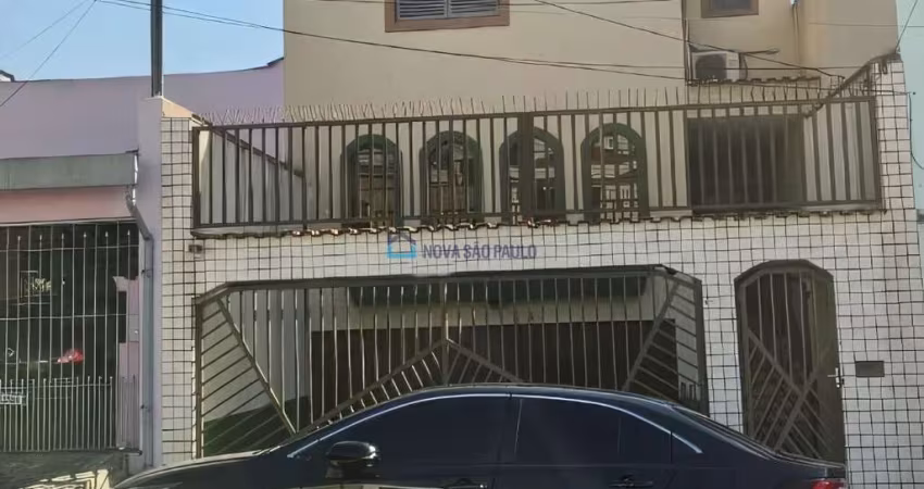 Sobrado de 390m². 3 Dormitórios, Ipiranga