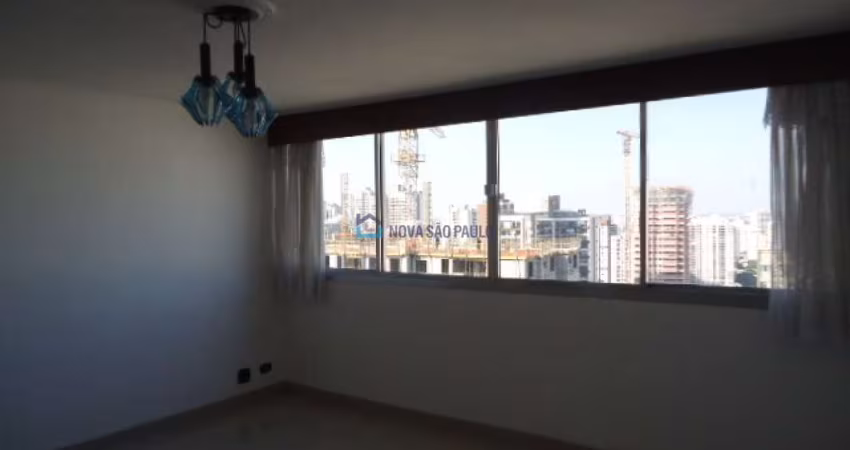 Apartamento todo planejado, andar alto!  5 min ( 400 m)  a pé ao Alto do Ipiranga.