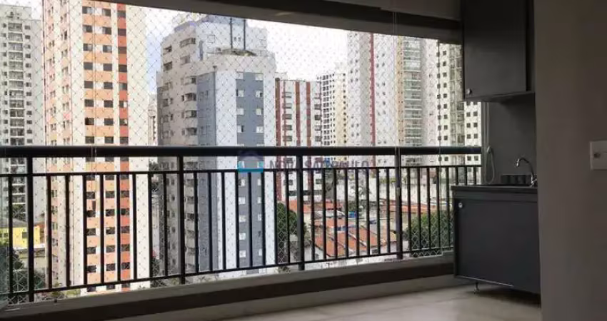 Apartamento à venda na Saúde com 2 quartos sendo 1 suíte e 2 vagas de garagem.