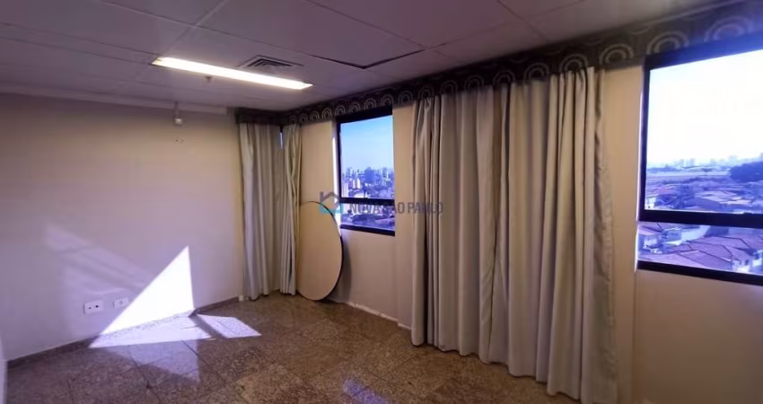 Sala Comercial de 70mts ao lado do Metrô Conceição.