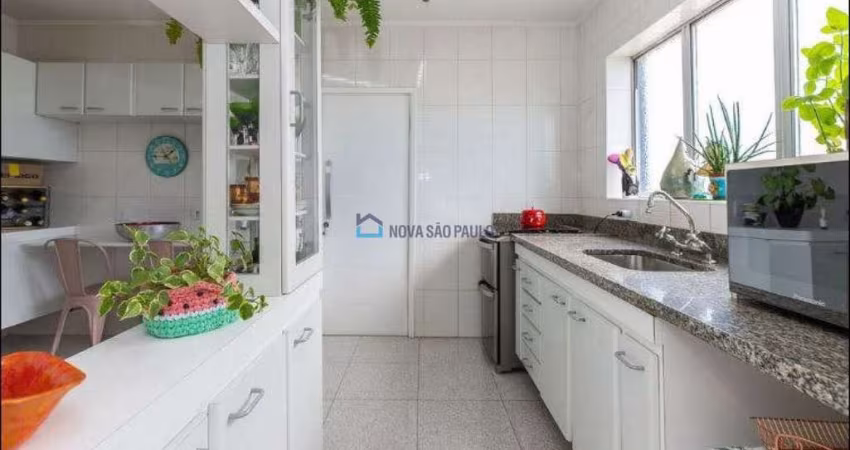 Apartamento à venda, 135 m², 3 dormitórios, 1 suíte, Moema