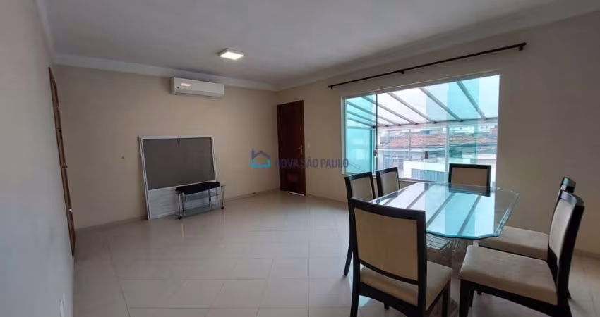Casa à venda no bairro da Saúde, 141m2, 3 quartos, totalmente mobiliado