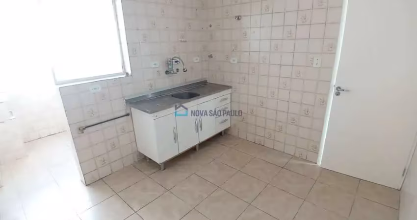Ótima localização, próximo ao metro saúde e são judas