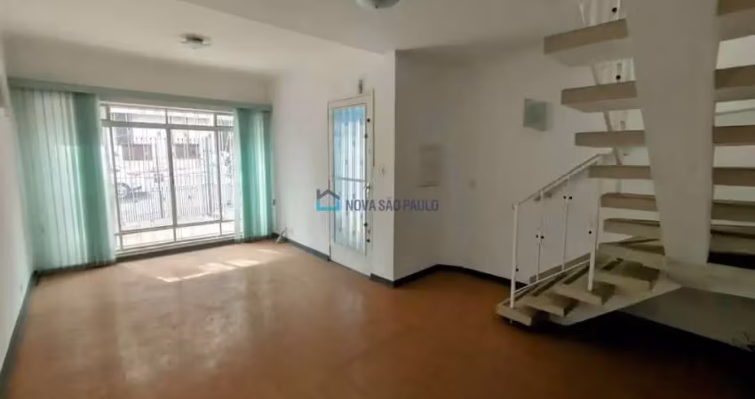 Casa à venda na vila clementino com 3 quartos e 2 vagas de garagem.