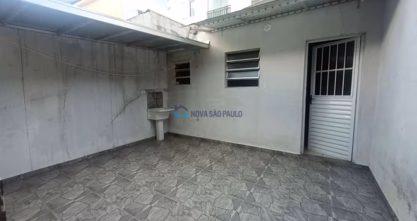 Casa térrea com 2 quartos no Ipiranga - SP
