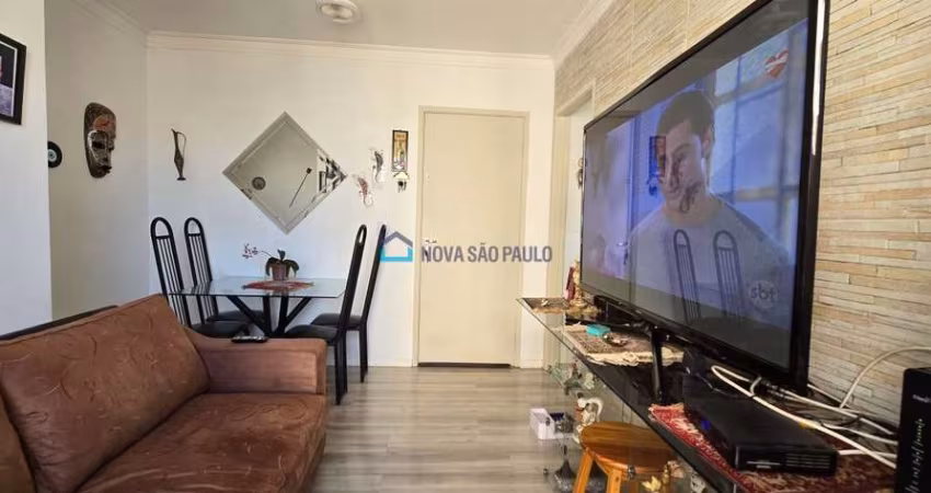 Apartamento de 2 dormitórios, 1 vaga no Jabaquara