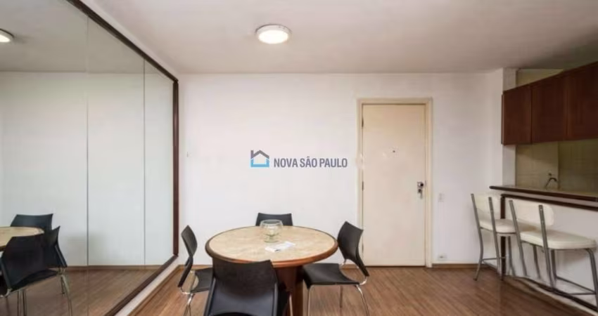 Apartamento 2 dormitórios em flat na Alameda Franca