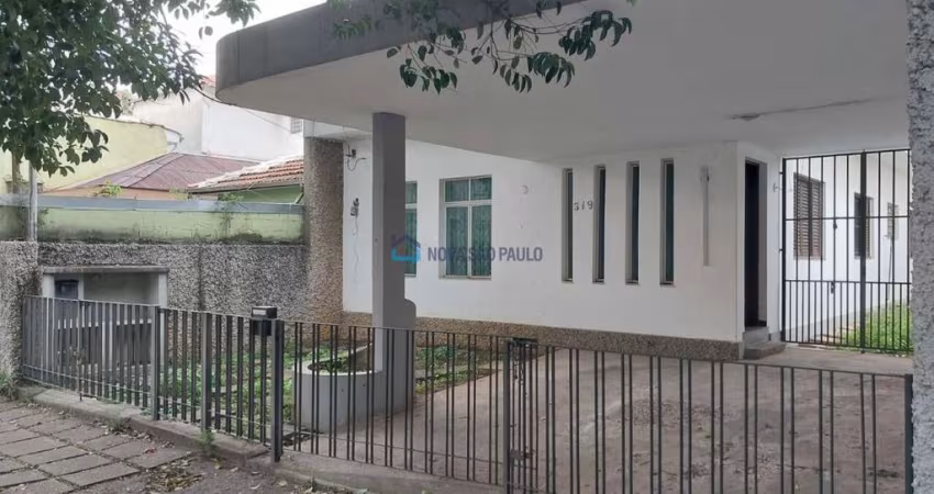 Casa com 4 quartos e 5 vagas