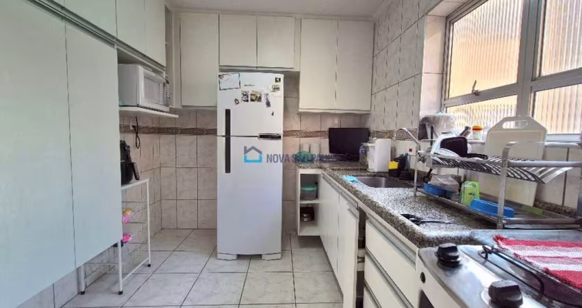 Apartamento com 3 dormitórios,  2 banheiros, 62 m² na Vila das Mercês!