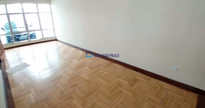 Casa a venda em Moema Índios| 3 dormitórios|1 suíte|5 banheiros|2 vagas