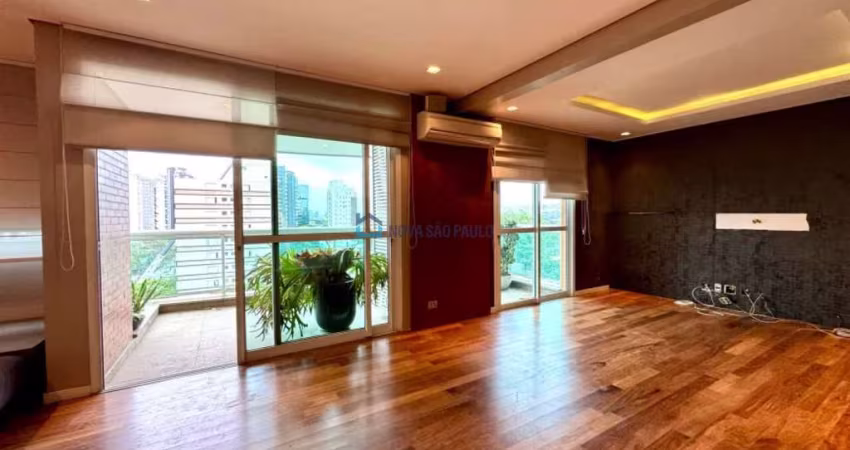 Apartamento com 4 Quartos e 5 banheiros à Venda, 226 m²