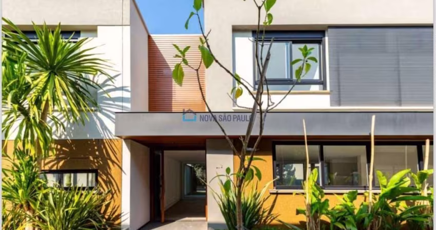 Casa Nova em Condominio Fechado 4 suites