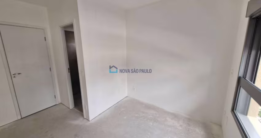 Apartamento a venda com 2 dormitórios no Campo Belo