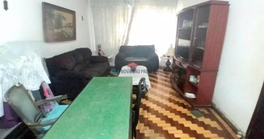 Casa a venda em moema 143 m² 03 dormitórios 01 suíte 02 vagas.