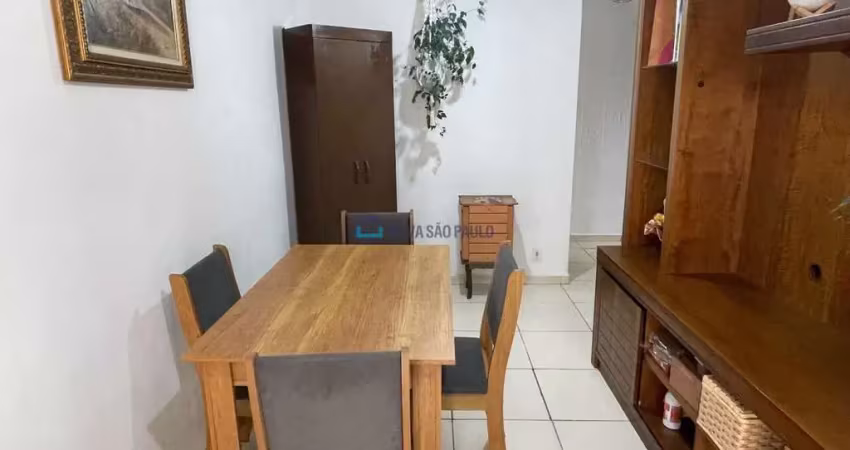 Apartamento com 02 dormitórios na região do jabaquara.
