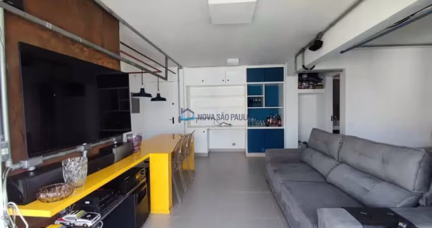 Apartamento próximo ao metrô Moema.