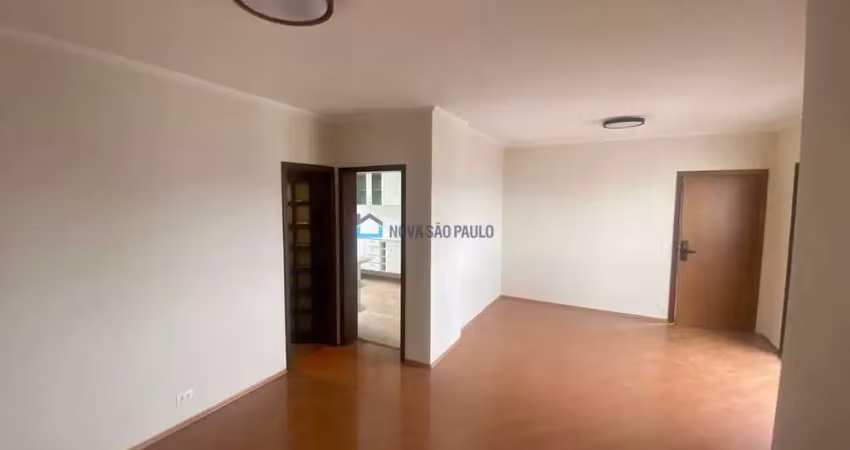 Apartamento 03 dormitórios e 03 vagas na saúde! 118m2!