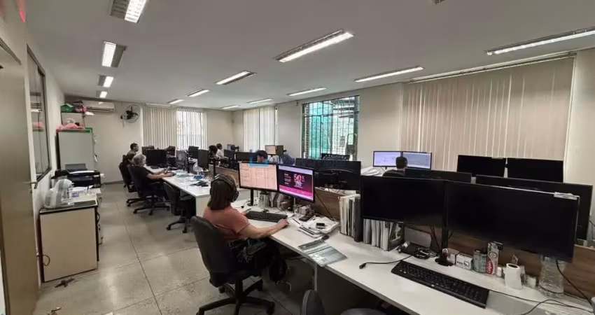 Prédio à venda na Rua Professor Sousa Barros, --, Vila Guarani, São Paulo