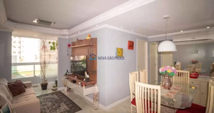 Apartamento a Venda - 74 metros, 3 dormitórios, 1 suíte, 1 vaga de garagem