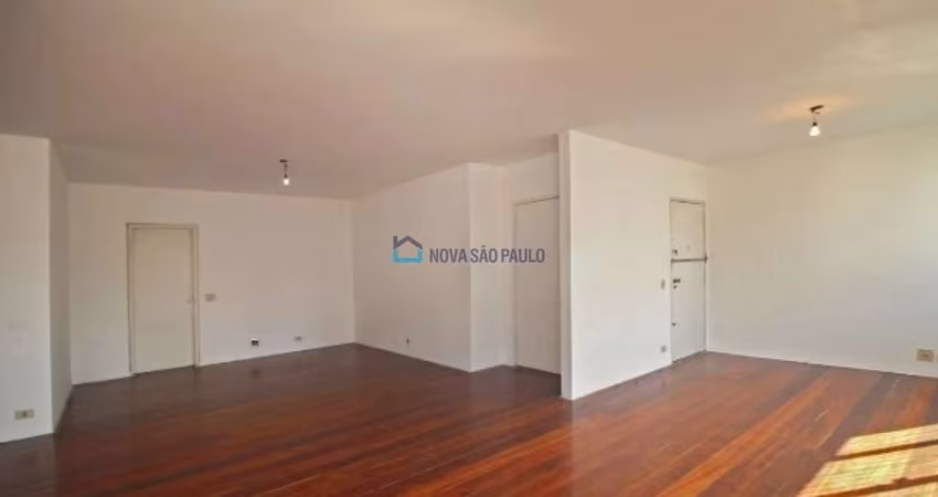 Apartamento Jardim Paulista - 3 dormitórios  - 212m²