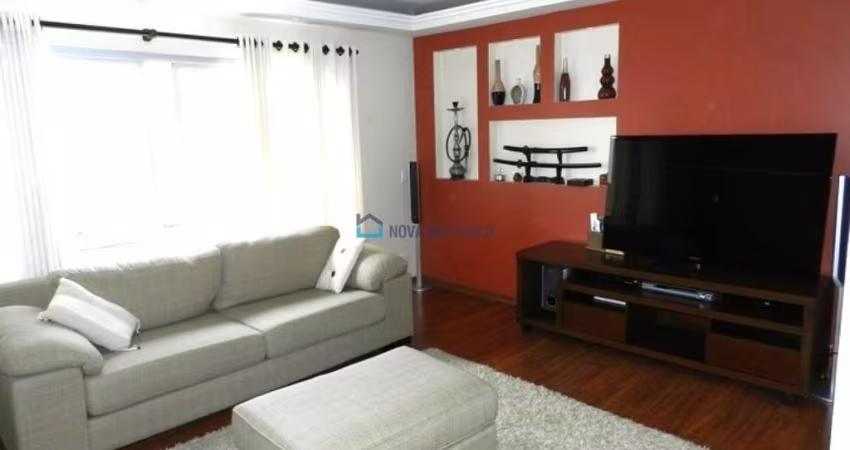 Apartamento disponível na Aclimação c/ 115m², 3 quartos, 1 suíte, 1 vaga, Metrô São Joaquim